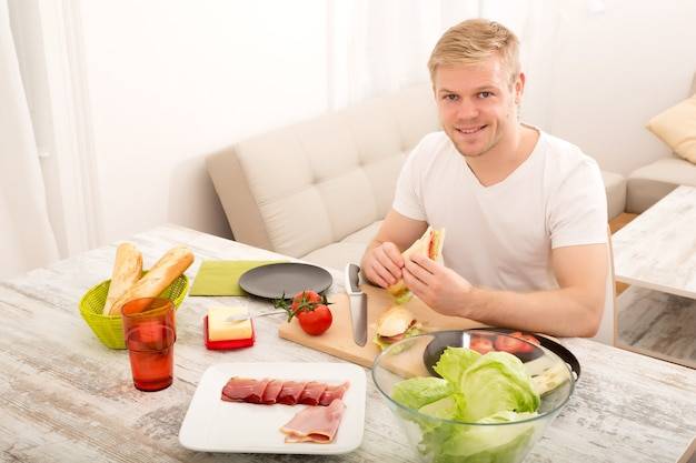 Jakie czynniki wpływają na zdrowie człowieka na co dzień?