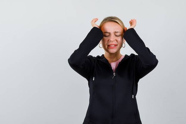 Silny stres co powoduje w organizmie człowieka?