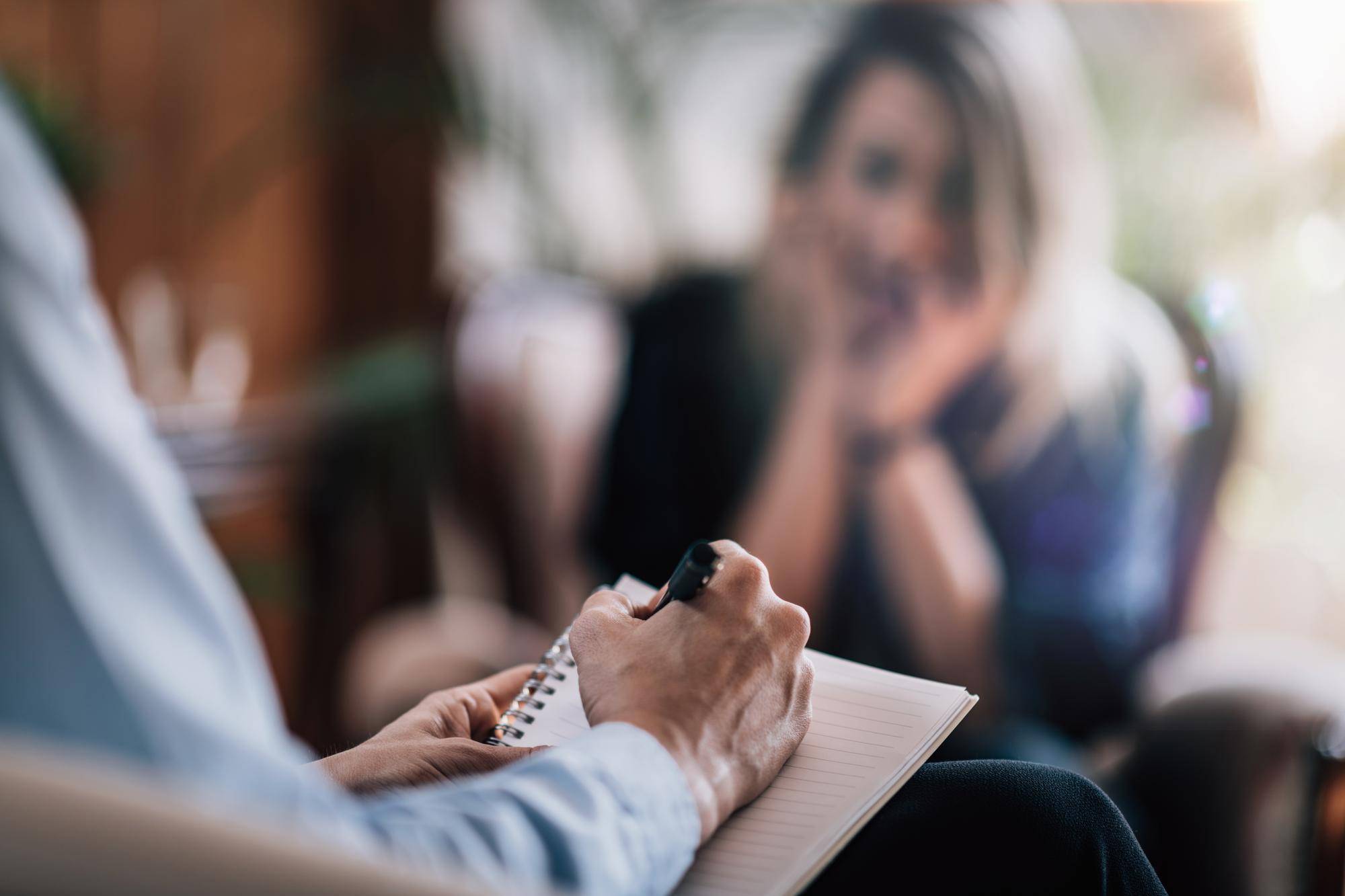 Dla kogo terapia poznawczo-behawioralna sprawdzi się najlepiej?