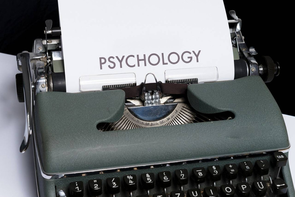Jak długo trwa l4 od psychiatry i co wpływa na czas jego przedłużenia?