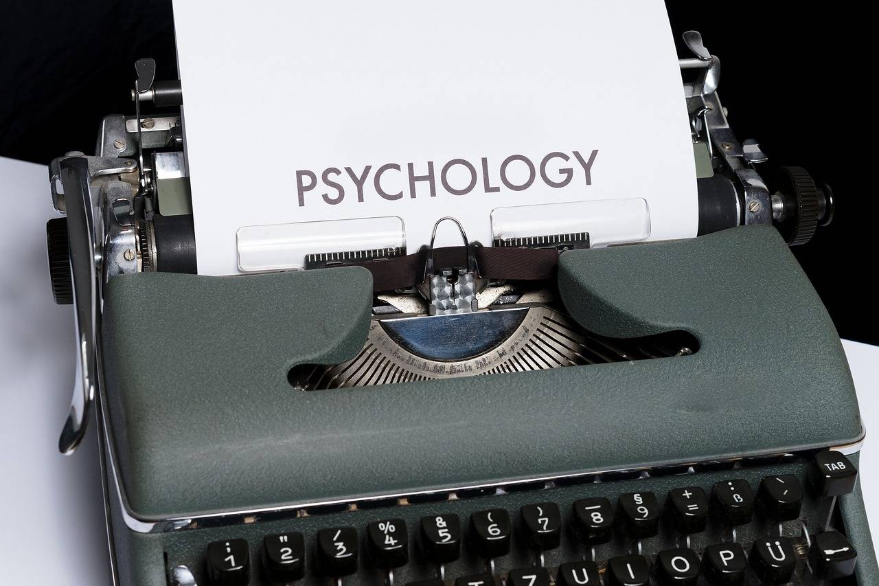 Jak długo trwa l4 od psychiatry i co wpływa na czas jego przedłużenia?